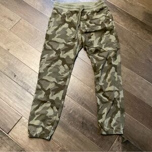 Excellent Condition! Camouflage Jogger Pants from Billabong. SzL Smoke